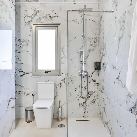 Pacific Ocean Villa *