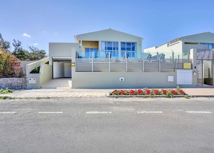 Pacific Ocean Villa *