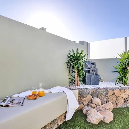 Pacific Ocean Villa *